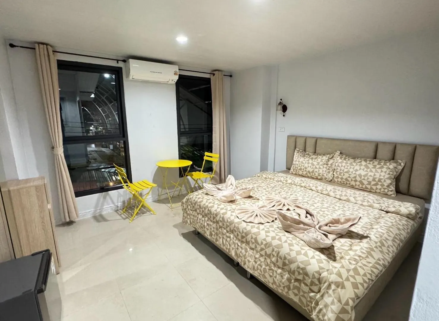 Miley Guesthouse 피피섬